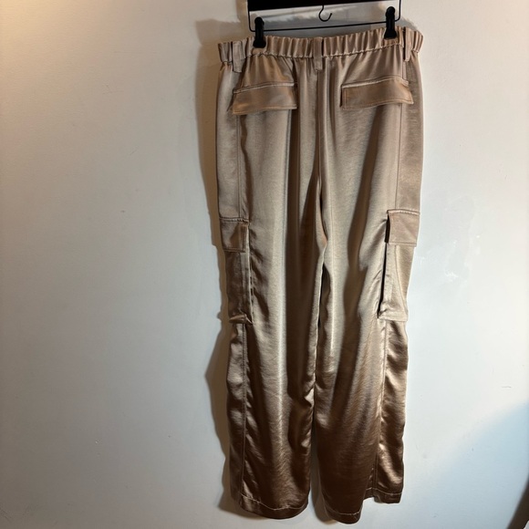 MNG Sz XL Gold Cargo Pants Satin Shiny Finish Slinky Pull On Elastic Waist NEW - Picture 7 of 11